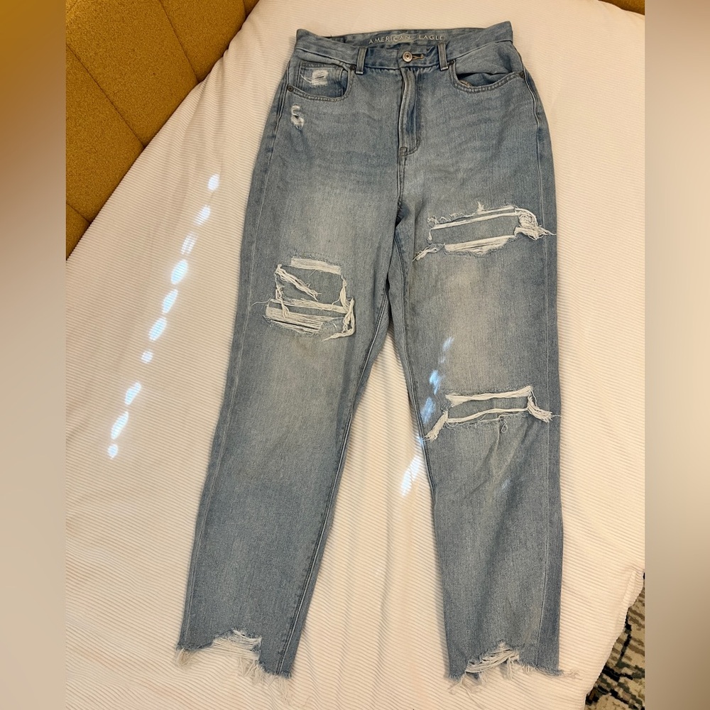 American Eagle  Boyfriend Jeans